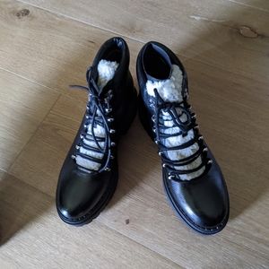 Marc Fisher LTD Nairy Hiking Boot - Women'sExplore the outdoors in the cold wea